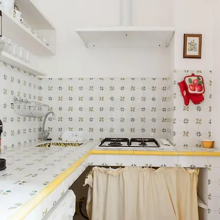 Frattina Suites شقة *
