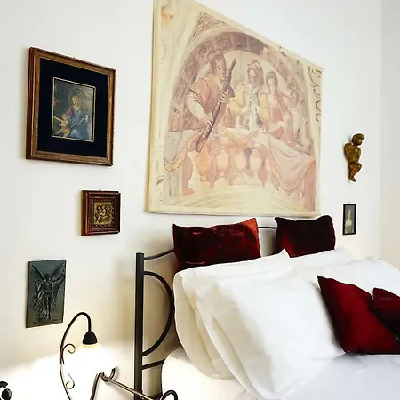 Frattina Suites روما